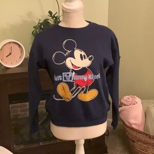 Youth size Large Walt Disney World Sweatshirt, Great Condition!
